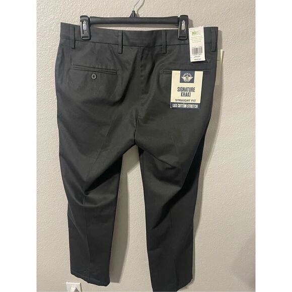 Men’s Dockers Signature Khaki Straight Pants - Picture 7 of 7